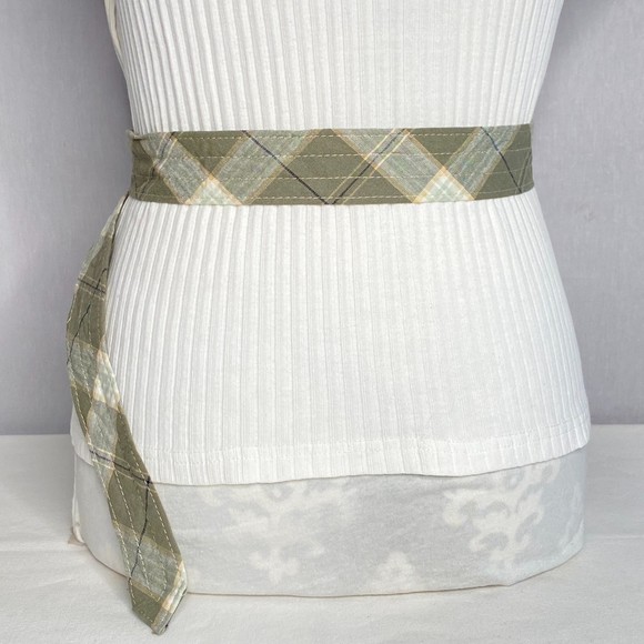 Womens Fabric Belt Size 10 Green White Plaid Woven Buckle - Picture 4 of 9